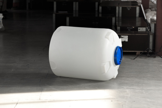 Бак вертикальный